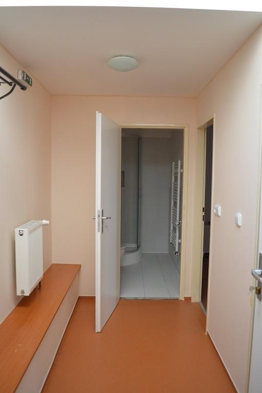 Stara Fara Hotel Chrzin Bilik gambar